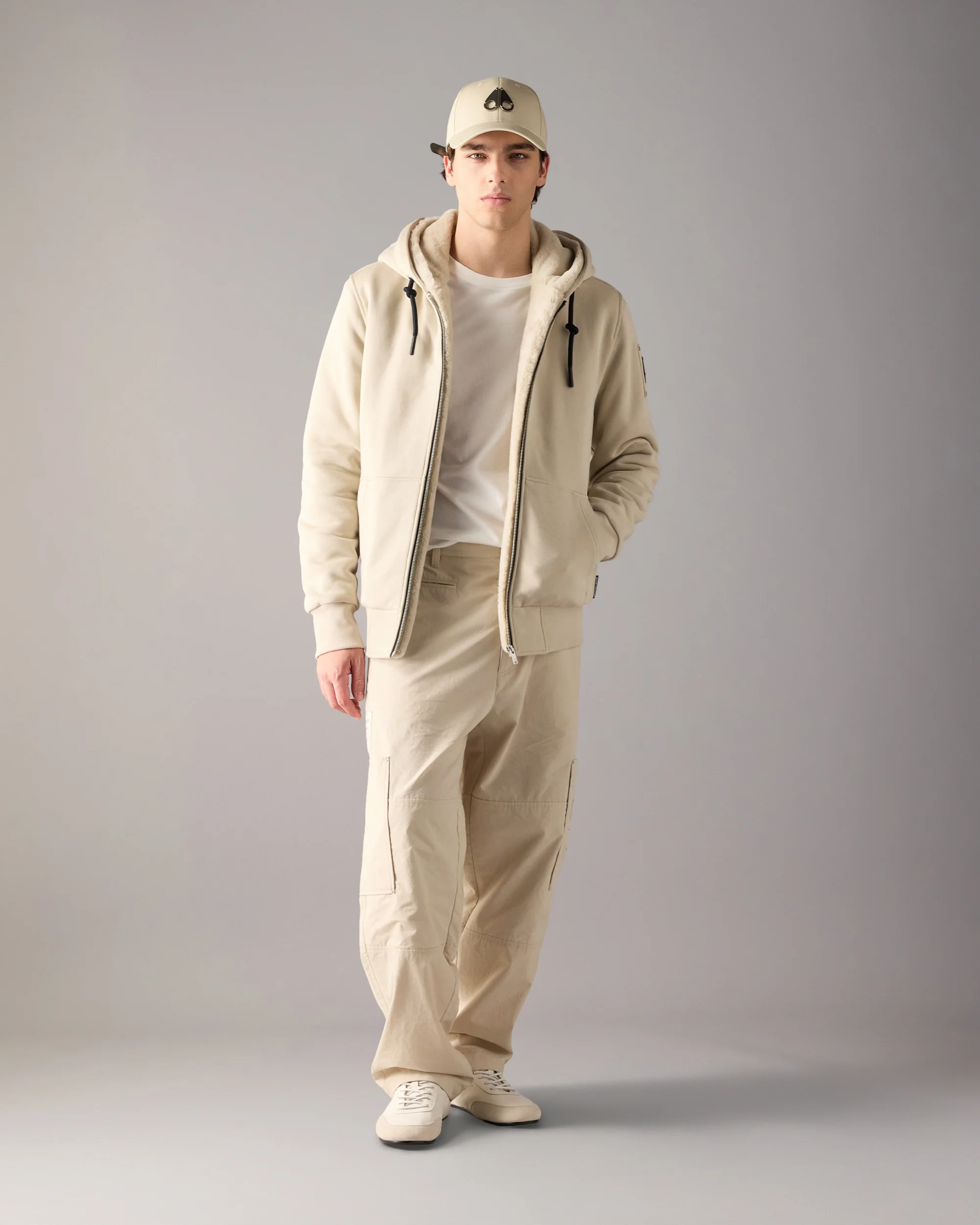 BUNNY CLASSIC HOODIE - Image 4