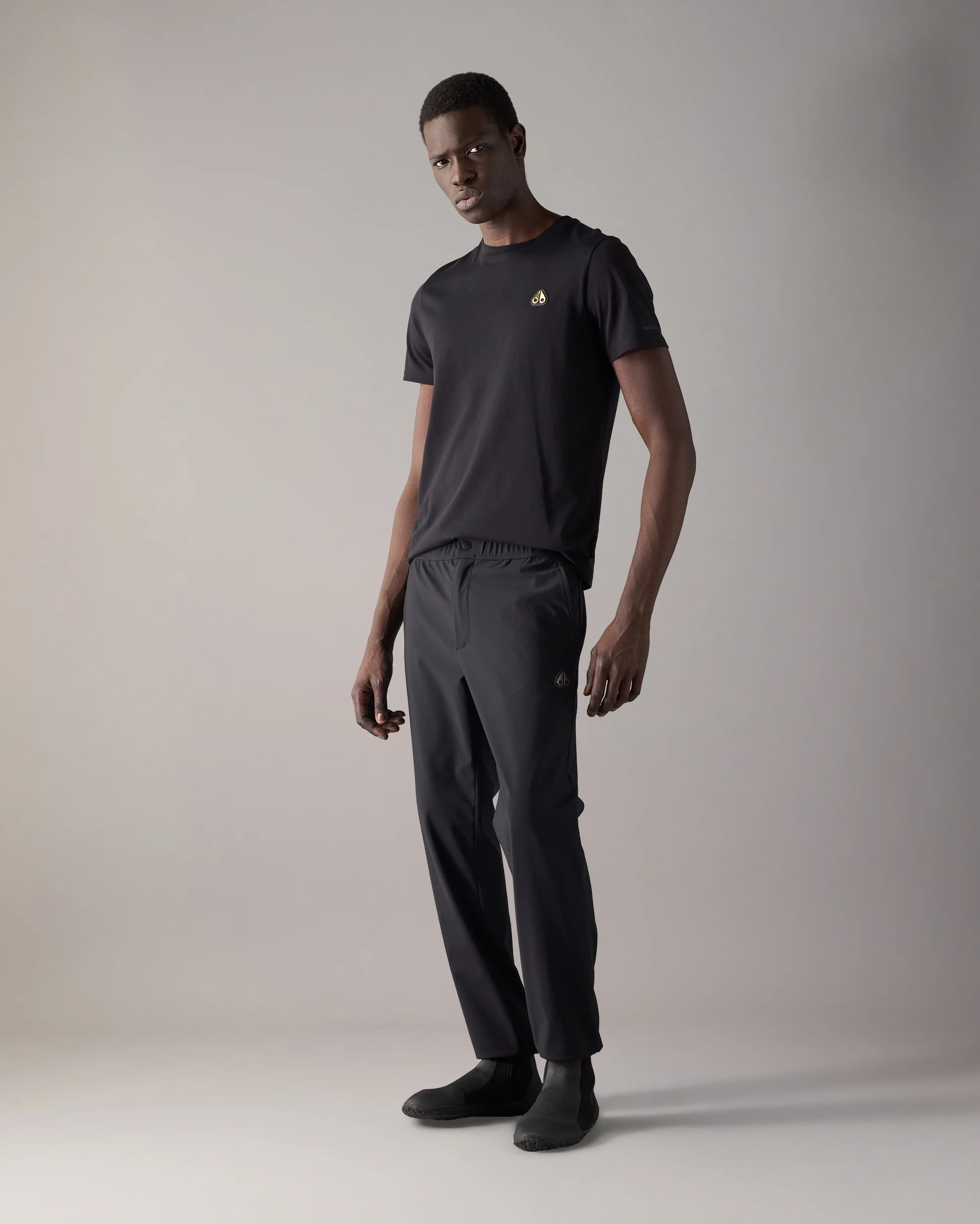 GOLD SERIES CRESCENT T-SHIRT-BLACK